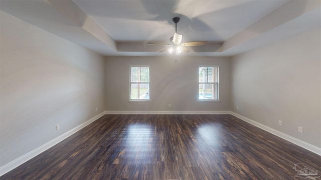 7445 Brevard St, Navarre, FL 32566