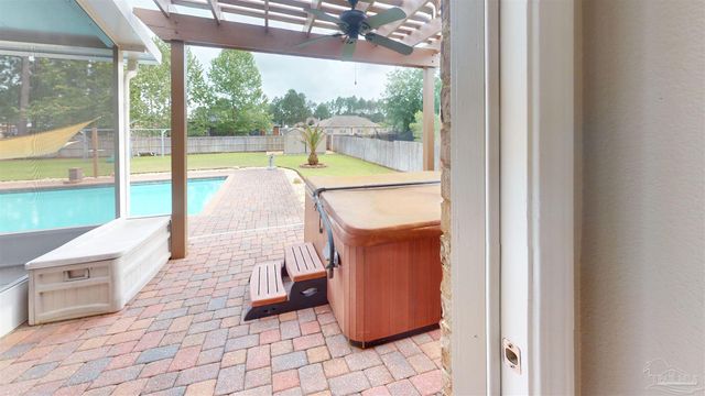 7445 Brevard St, Navarre, FL 32566
