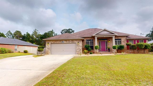 7445 Brevard St, Navarre, FL 32566