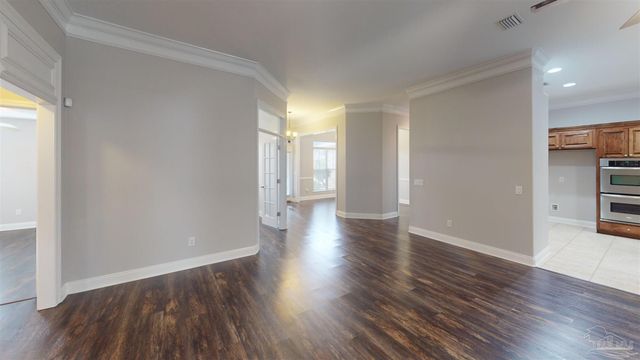 7445 Brevard St, Navarre, FL 32566