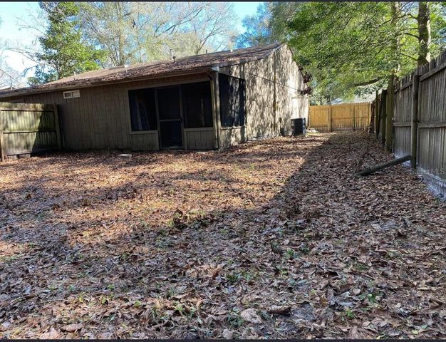 2014 SW 70TH TERRACE, Gainesville, FL 32607