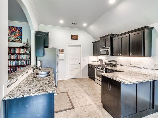 6405 NW 158th Terrace, Edmond, OK 73013