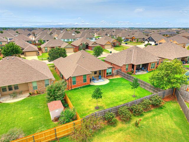 6405 NW 158th Terrace, Edmond, OK 73013