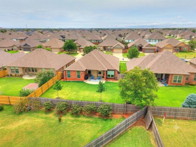 6405 NW 158th Terrace, Edmond, OK 73013