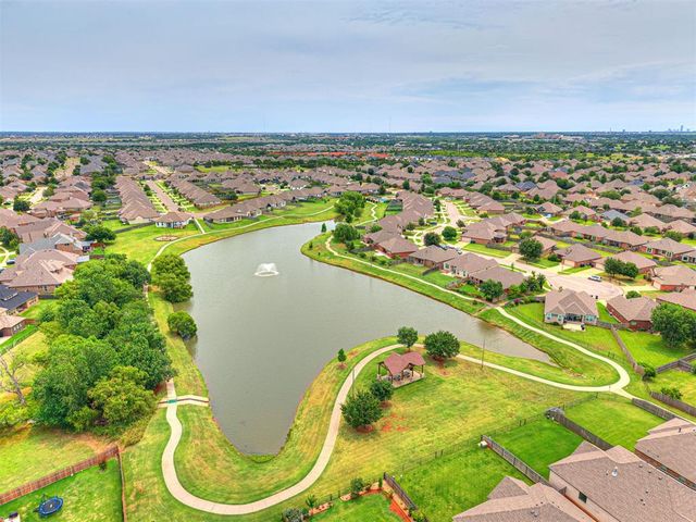 6405 NW 158th Terrace, Edmond, OK 73013