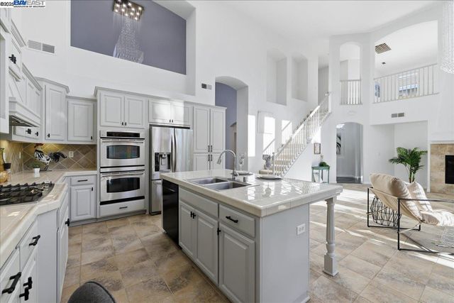 2455 Covelite Way, Antioch, CA 94531