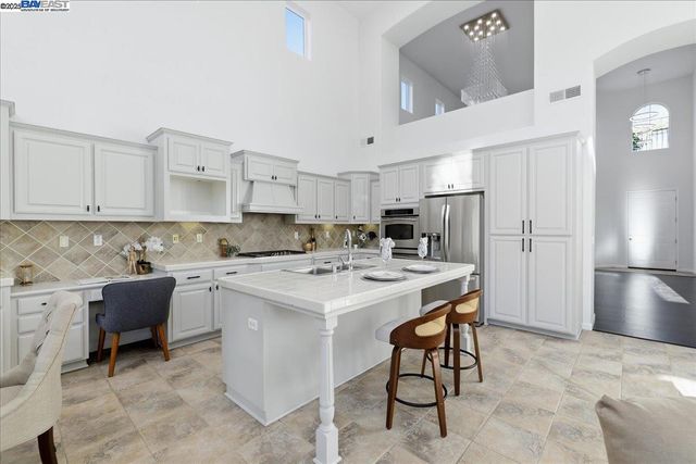 2455 Covelite Way, Antioch, CA 94531