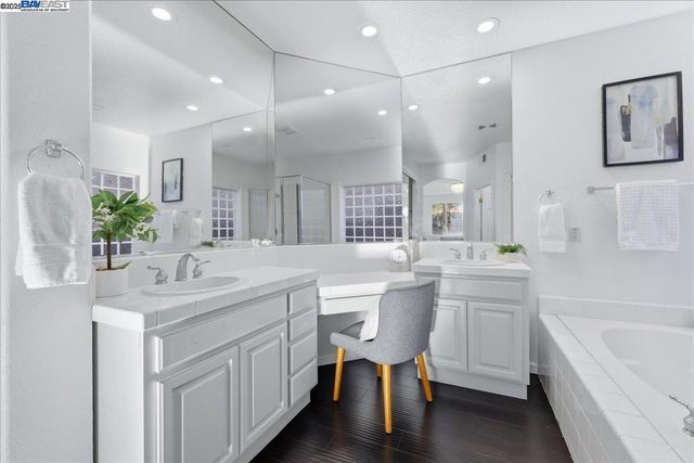 2455 Covelite Way, Antioch, CA 94531