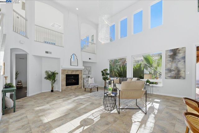 2455 Covelite Way, Antioch, CA 94531