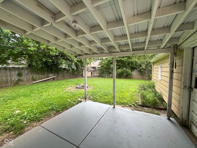 2326 Kessler Boulevard N, Indianapolis, IN 46222