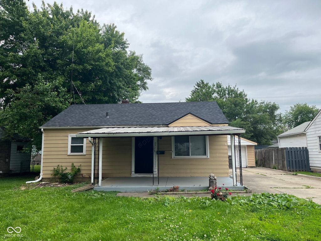 2326 Kessler Boulevard N, Indianapolis, IN 46222