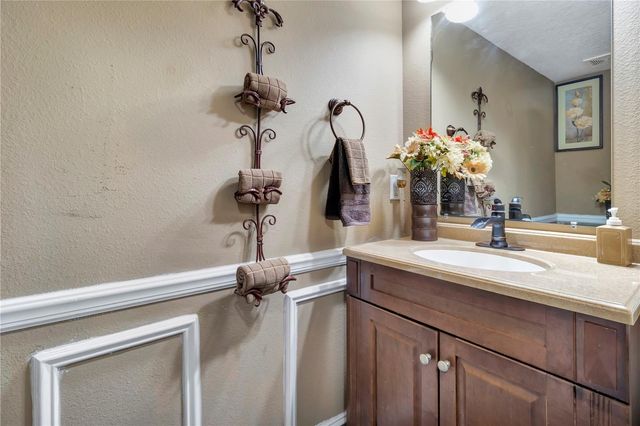 7642 PARK HILL AVENUE, Leesburg, FL 34748