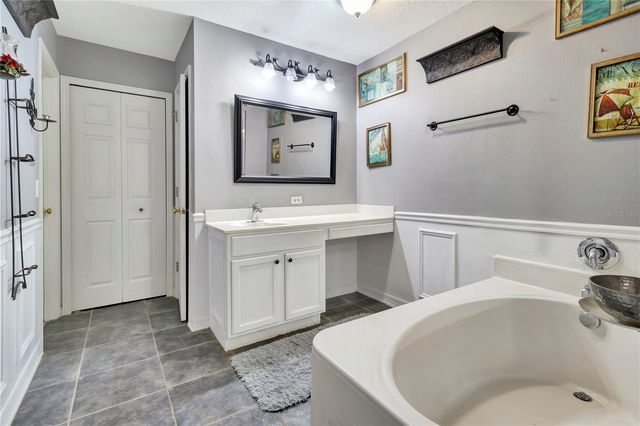 7642 PARK HILL AVENUE, Leesburg, FL 34748