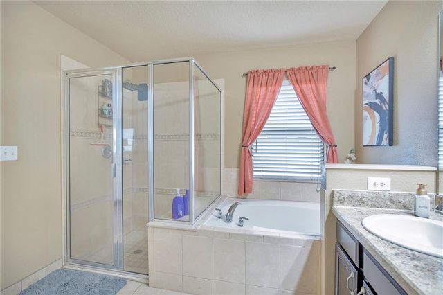 1763 WATERSIDE OAKS DRIVE, Orange City, FL 32763