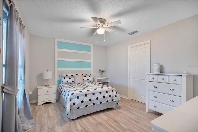 1763 WATERSIDE OAKS DRIVE, Orange City, FL 32763