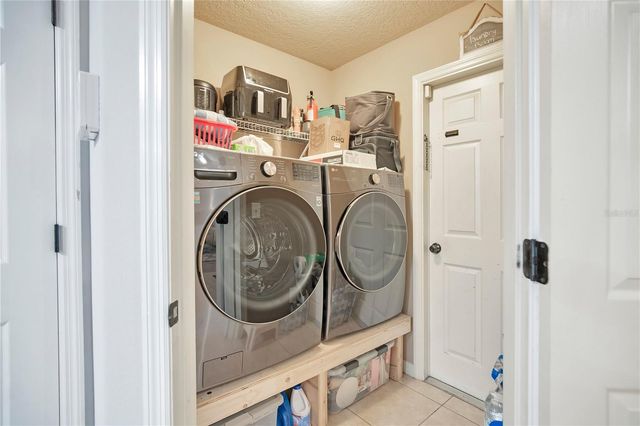 1763 WATERSIDE OAKS DRIVE, Orange City, FL 32763