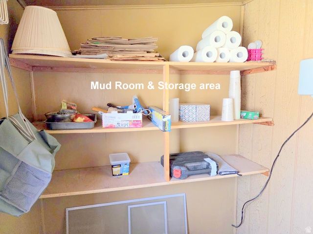 80 400 N. 500, Moab, UT 84532