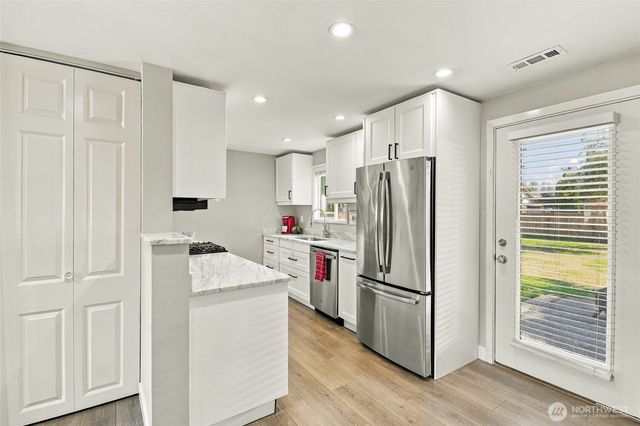 17635 SE 267th Place, Covington, WA 98042