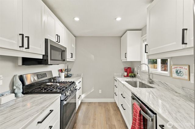 17635 SE 267th Place, Covington, WA 98042