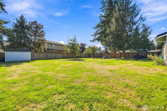 17635 SE 267th Place, Covington, WA 98042