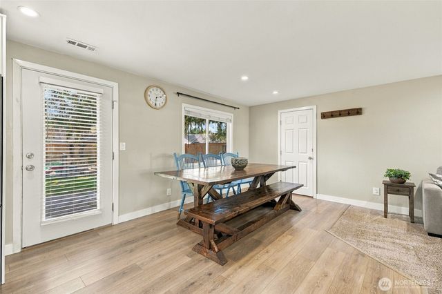 17635 SE 267th Place, Covington, WA 98042