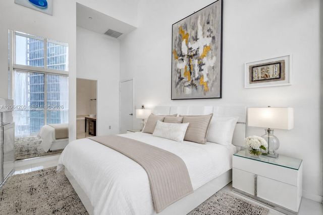 475 Brickell Avenue 2813, Miami, FL 33131
