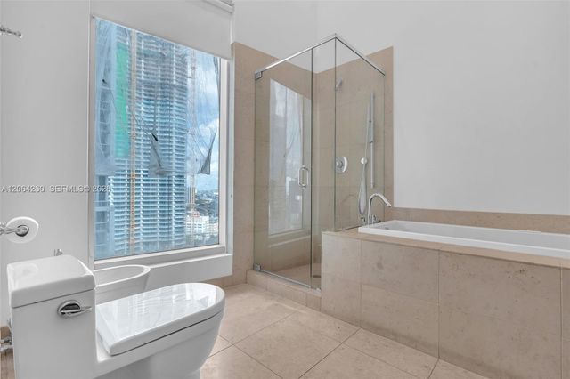 475 Brickell Avenue 2813, Miami, FL 33131
