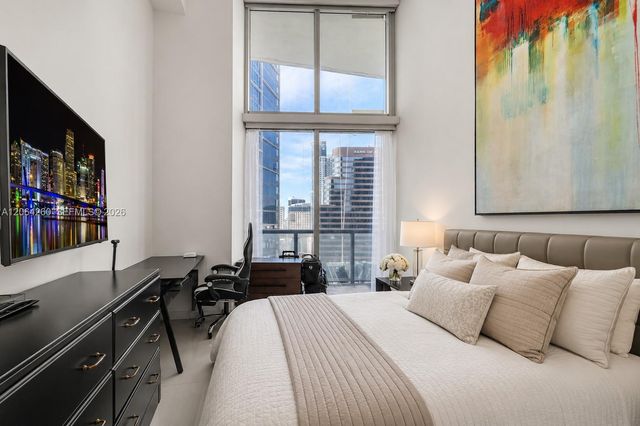 475 Brickell Avenue 2813, Miami, FL 33131