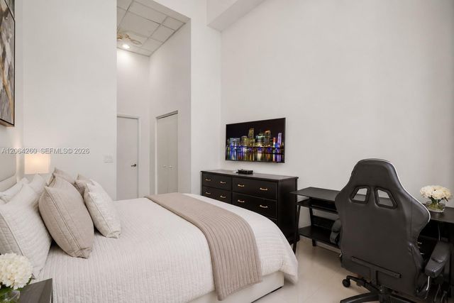475 Brickell Avenue 2813, Miami, FL 33131