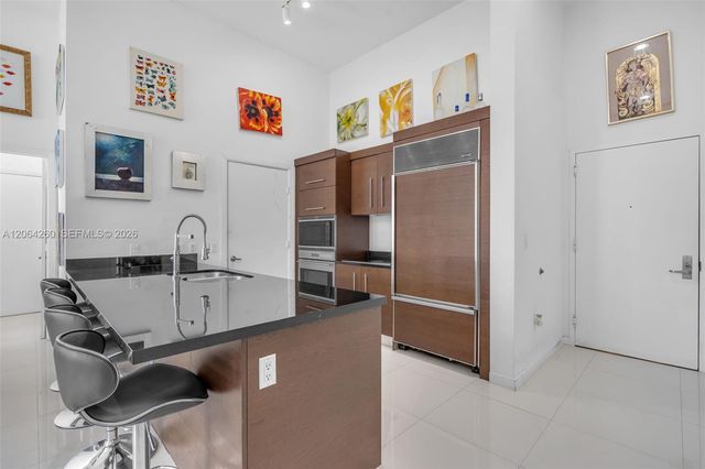 475 Brickell Avenue 2813, Miami, FL 33131