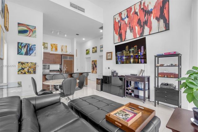 475 Brickell Avenue 2813, Miami, FL 33131