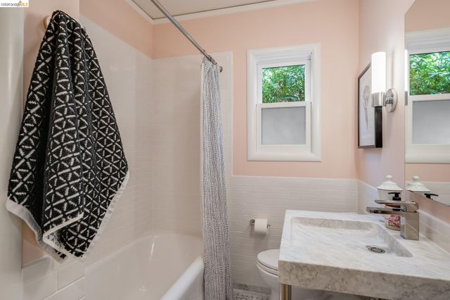 265 Purdue Ave, Kensington, CA 94708