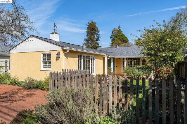 265 Purdue Ave, Kensington, CA 94708