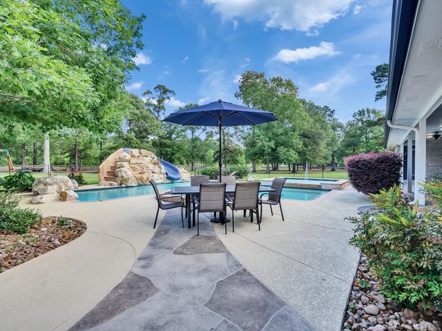 9644 Fosters Bend, Cleveland, TX 77328