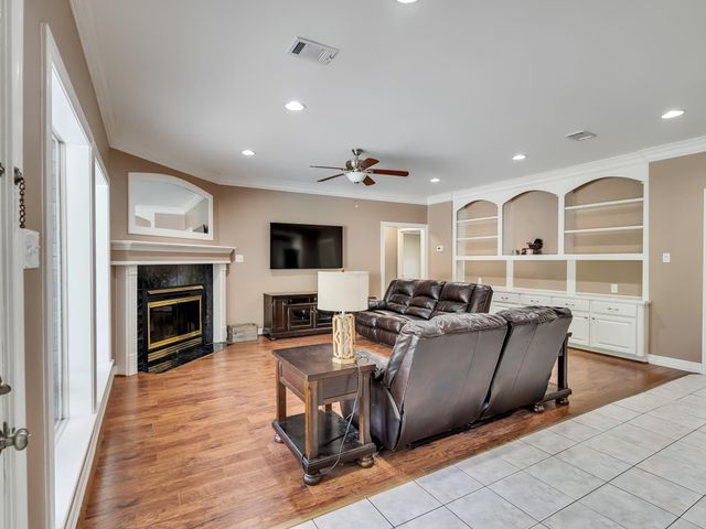9644 Fosters Bend, Cleveland, TX 77328