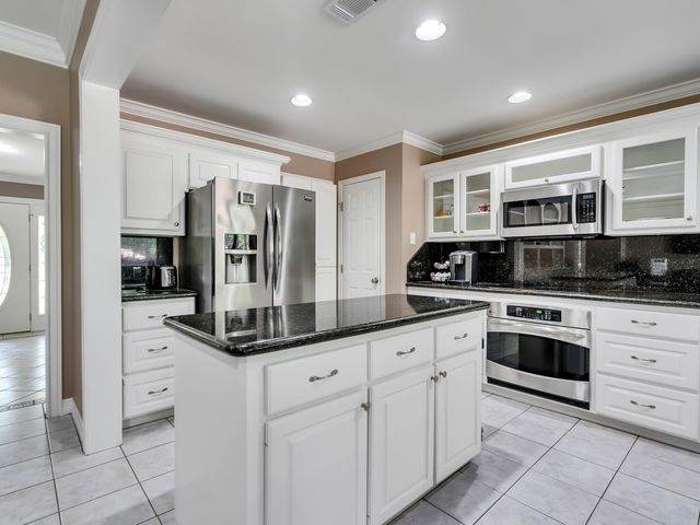 9644 Fosters Bend, Cleveland, TX 77328