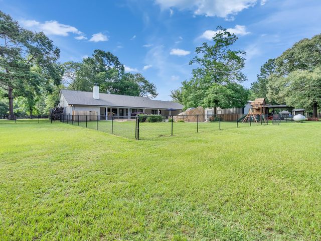 9644 Fosters Bend, Cleveland, TX 77328