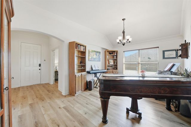 325 Montana Court, New Fairview, TX 76078