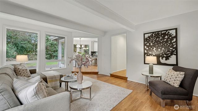 22113 NE 23rd Street, Sammamish, WA 98074