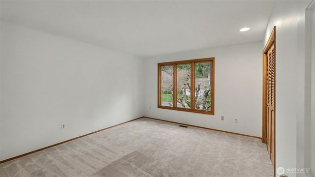 22113 NE 23rd Street, Sammamish, WA 98074