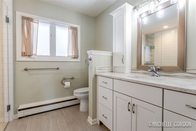 3880 N Big Spring Drive, Grandville, MI 49418