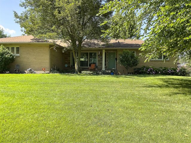 3880 N Big Spring Drive, Grandville, MI 49418
