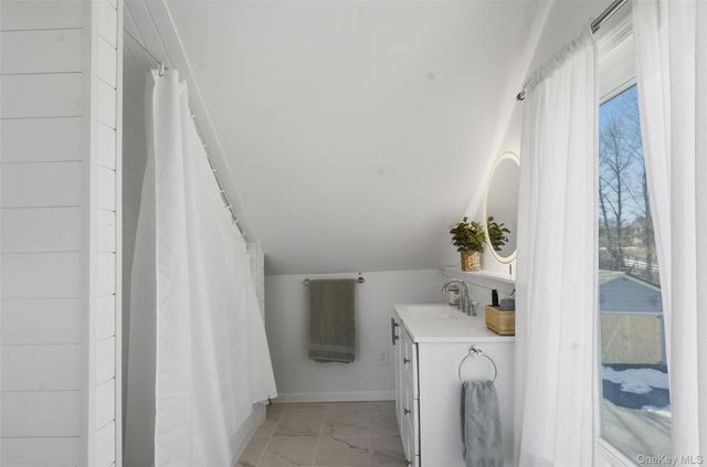 2151 State Route 52, Pine Bush, NY 12566