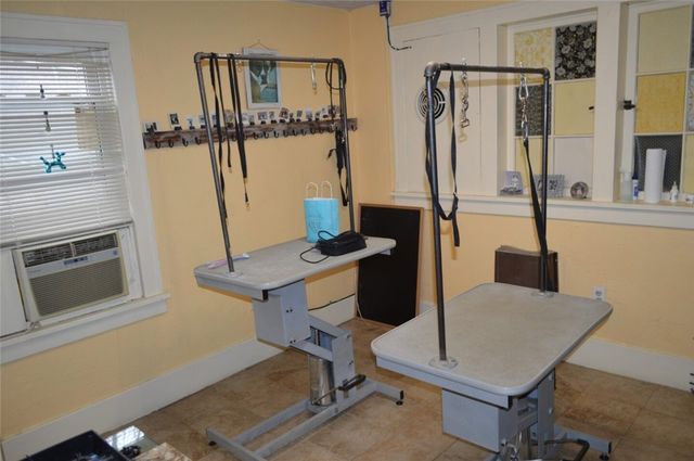 53 Oak Spring Road, South Strabane, PA 15301