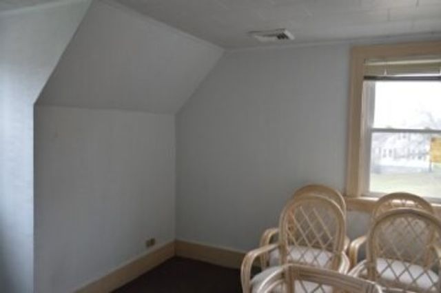 53 Oak Spring Road, South Strabane, PA 15301