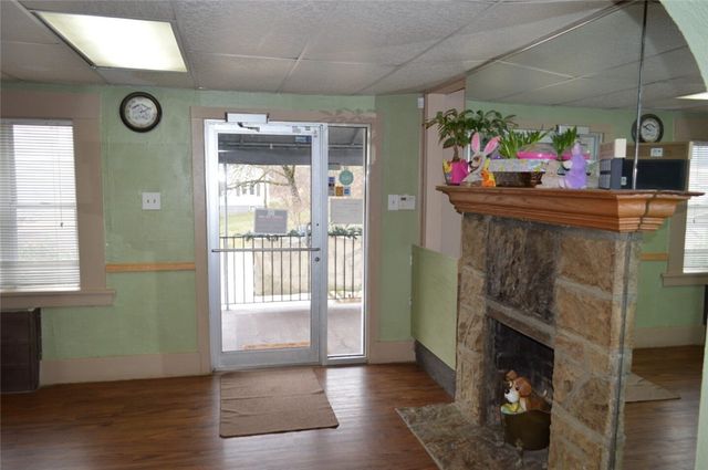 53 Oak Spring Road, South Strabane, PA 15301