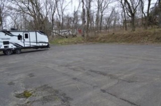 53 Oak Spring Road, South Strabane, PA 15301