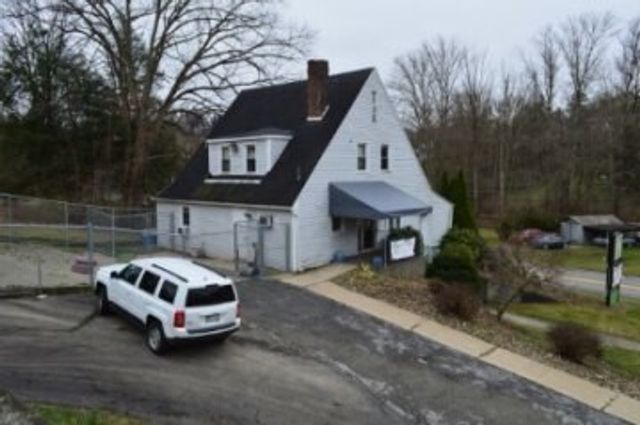 53 Oak Spring Road, South Strabane, PA 15301