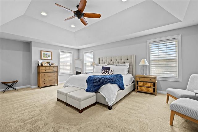 995 Harvard Court, Highland Park, IL 60035