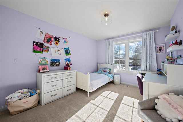 995 Harvard Court, Highland Park, IL 60035